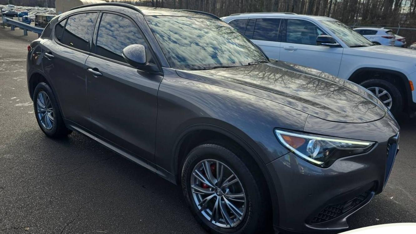 ALFA ROMEO STELVIO 2022 ZASPAKAN8N7D27642 image